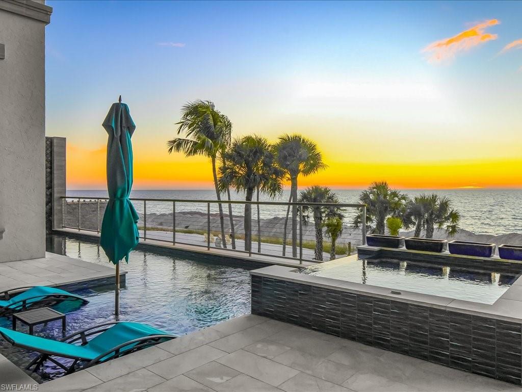 STRAND AT BAY COLONY - Residential