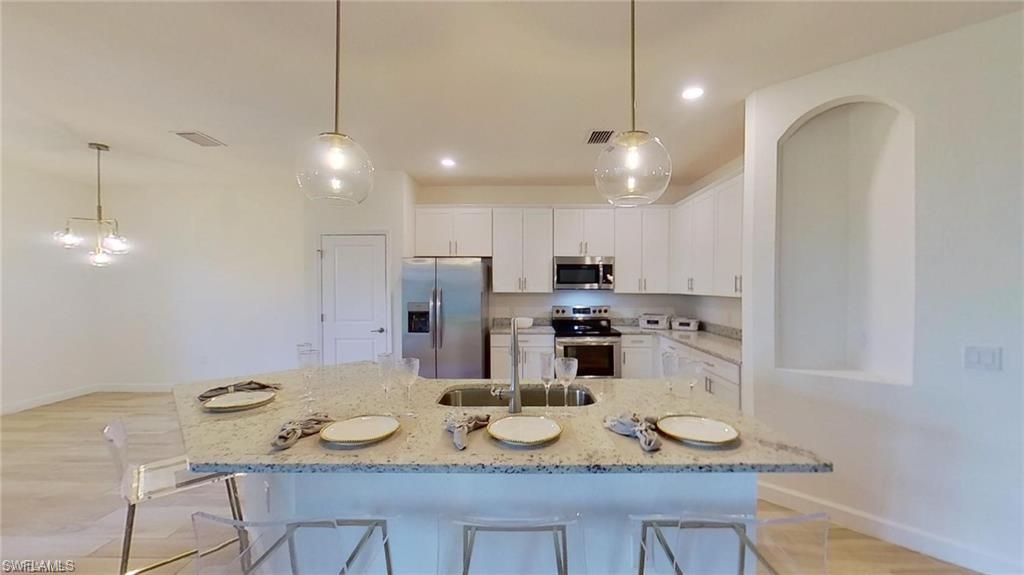 VALENCIA COUNTRY CLUB - Residential Lease