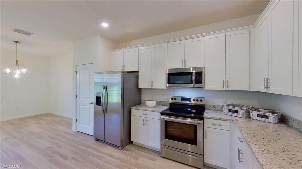 VALENCIA COUNTRY CLUB - Residential Lease