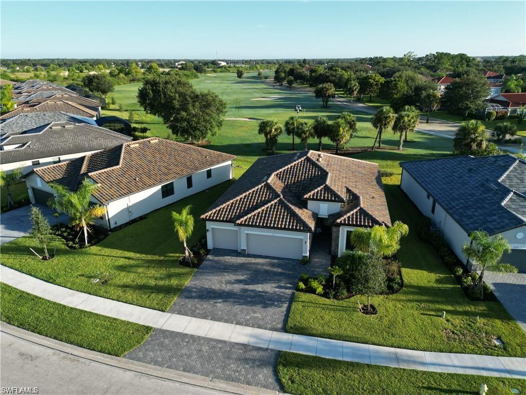 VALENCIA COUNTRY CLUB - Residential Lease