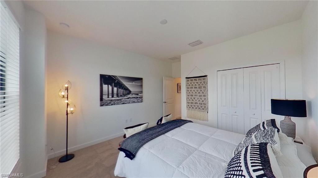 VALENCIA COUNTRY CLUB - Residential Lease