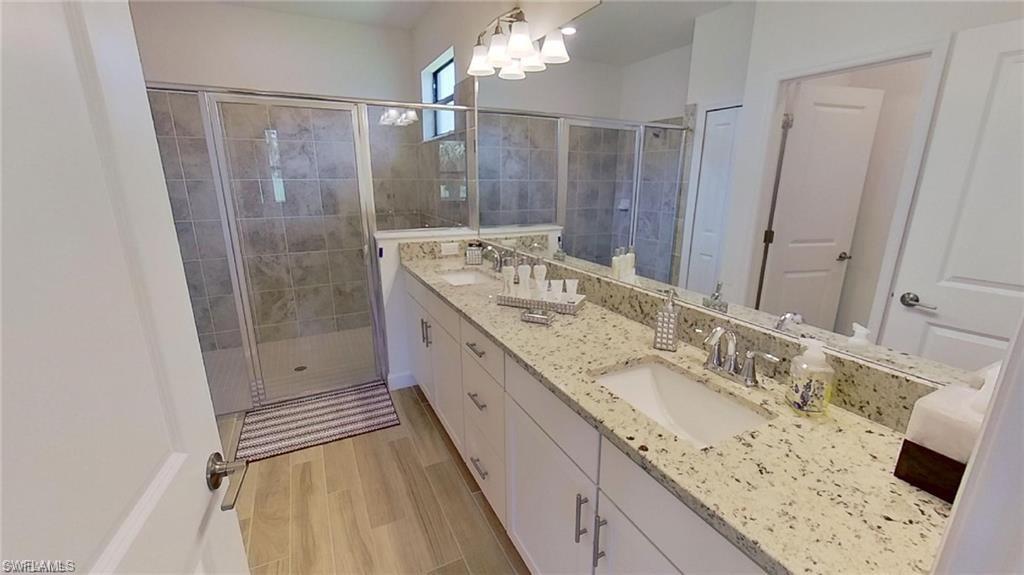 VALENCIA COUNTRY CLUB - Residential Lease