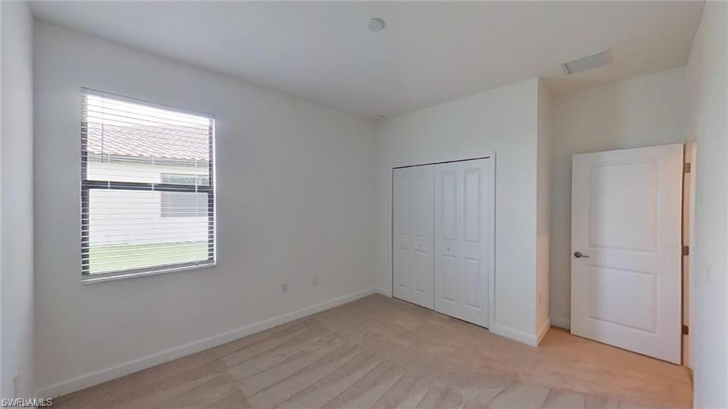 VALENCIA COUNTRY CLUB - Residential Lease