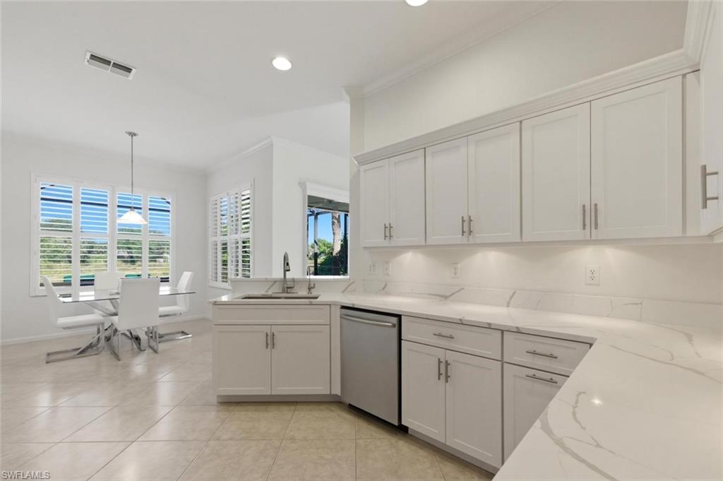 MAPLE BROOKE - Residential