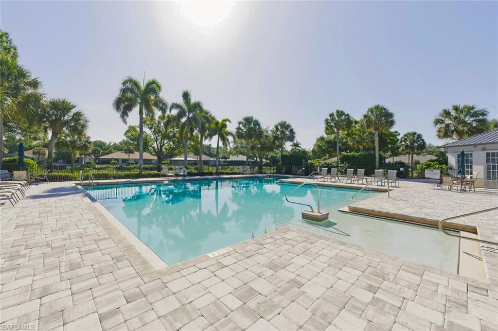 MAPLE BROOKE - Residential