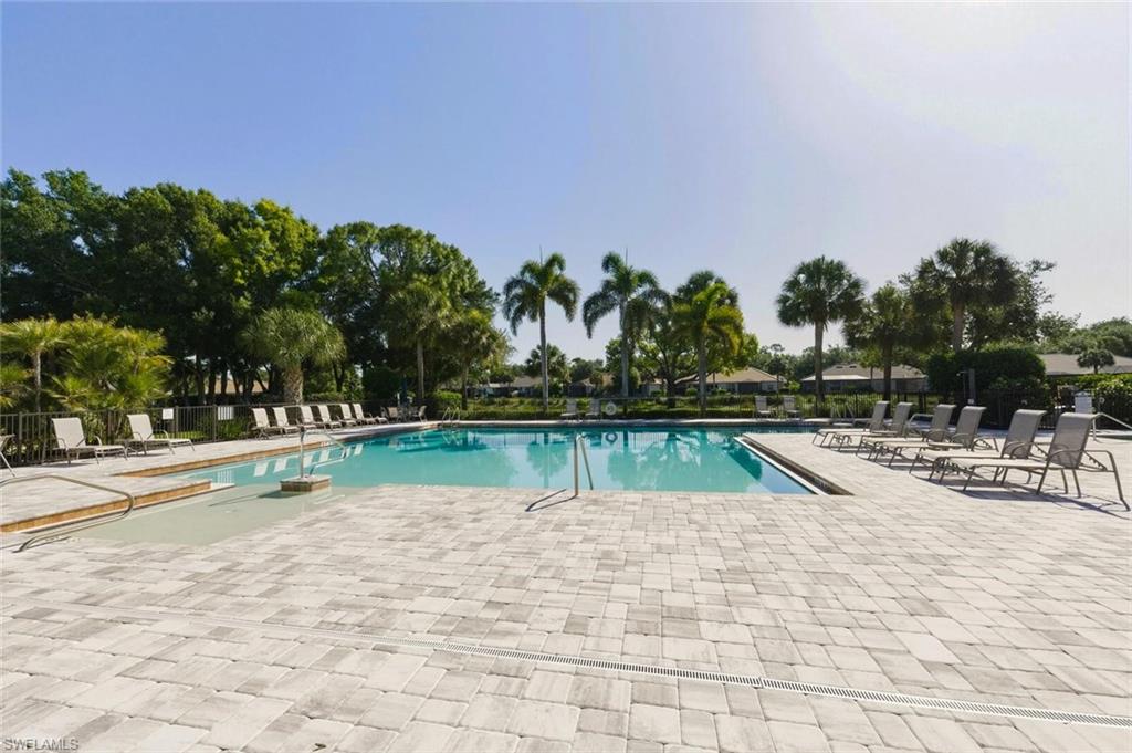 MAPLE BROOKE - Residential