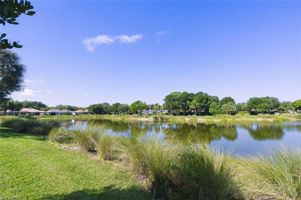 MAPLE BROOKE - Residential