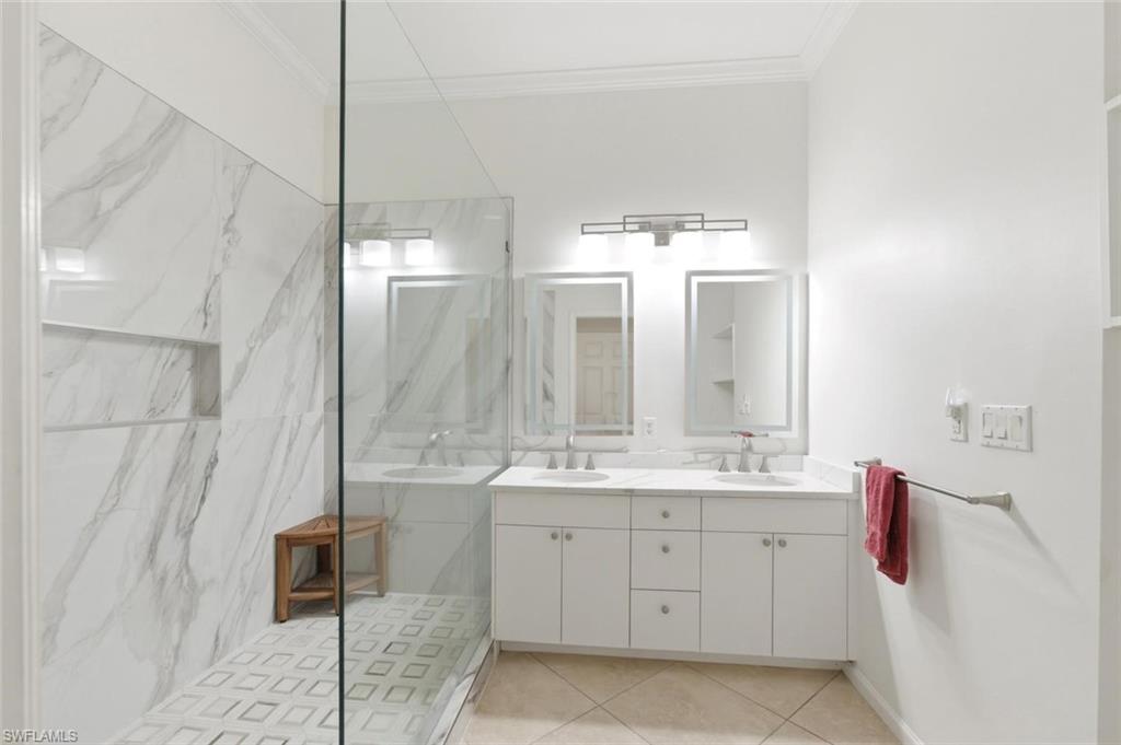 MAPLE BROOKE - Residential