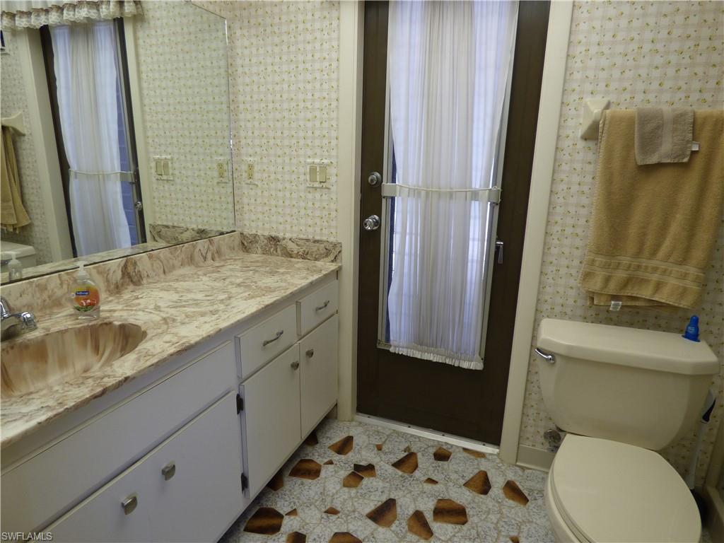 COUNTRY CLUB ESTATES - Residential