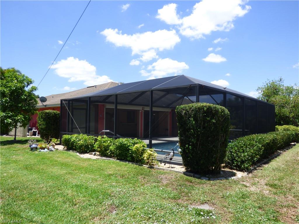 COUNTRY CLUB ESTATES - Residential