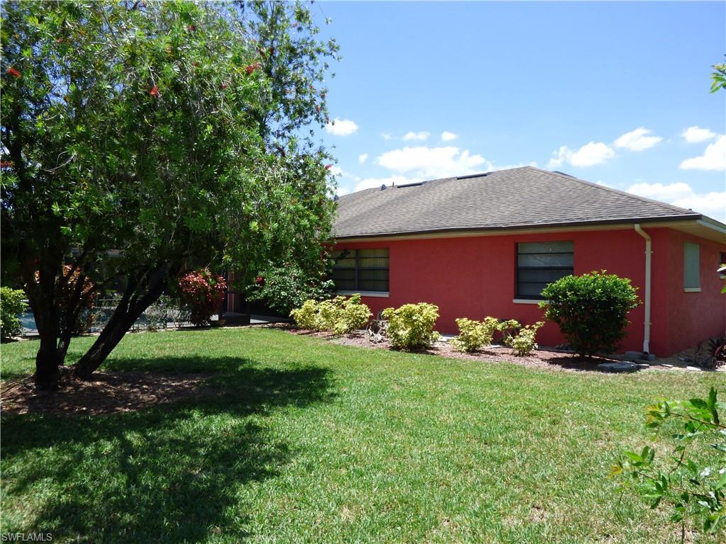 COUNTRY CLUB ESTATES - Residential