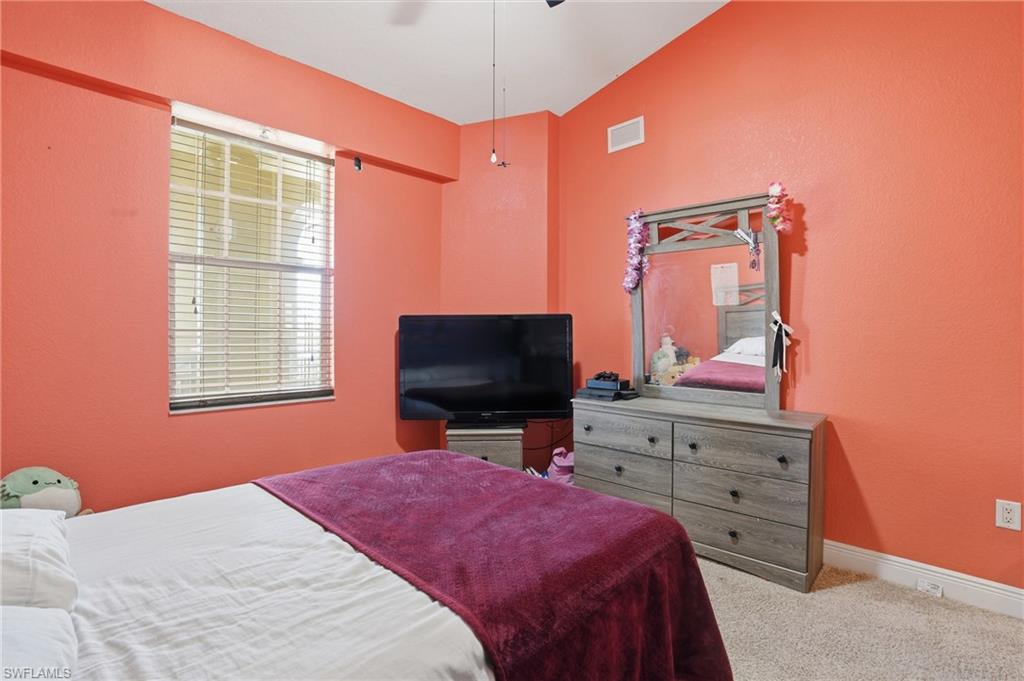 VAN LOON COMMONS - Residential