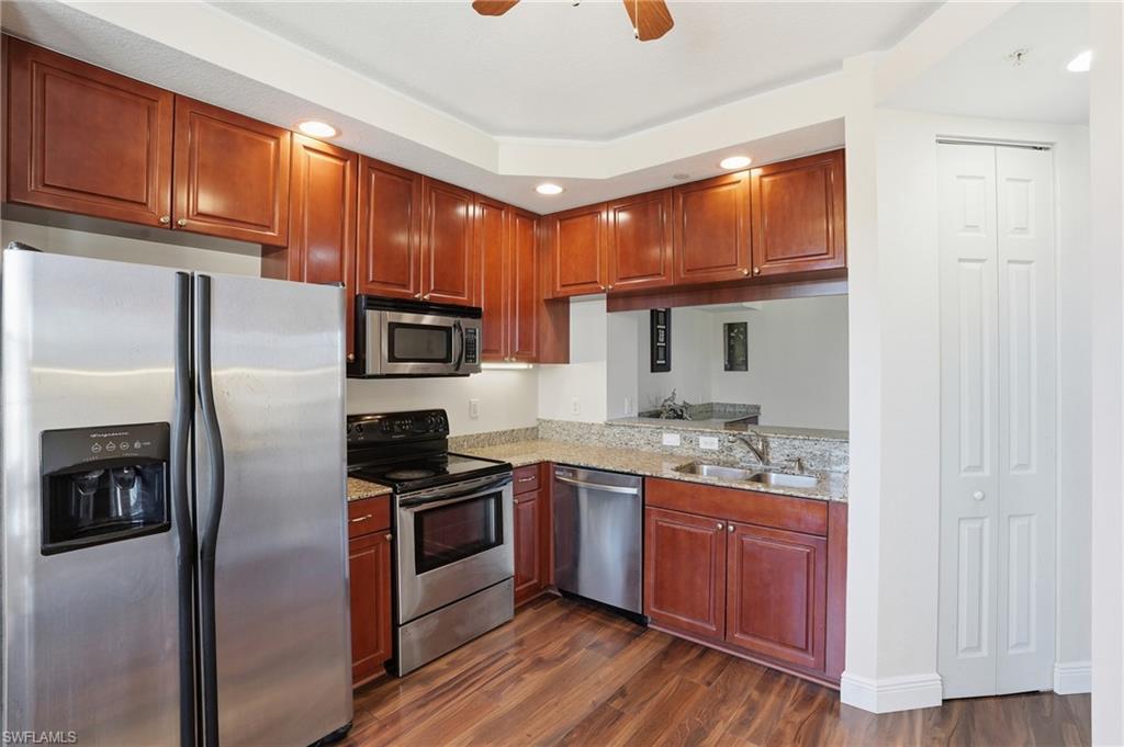 VAN LOON COMMONS - Residential