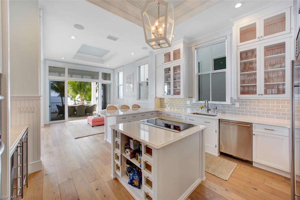 BONITA BEACH - Residential