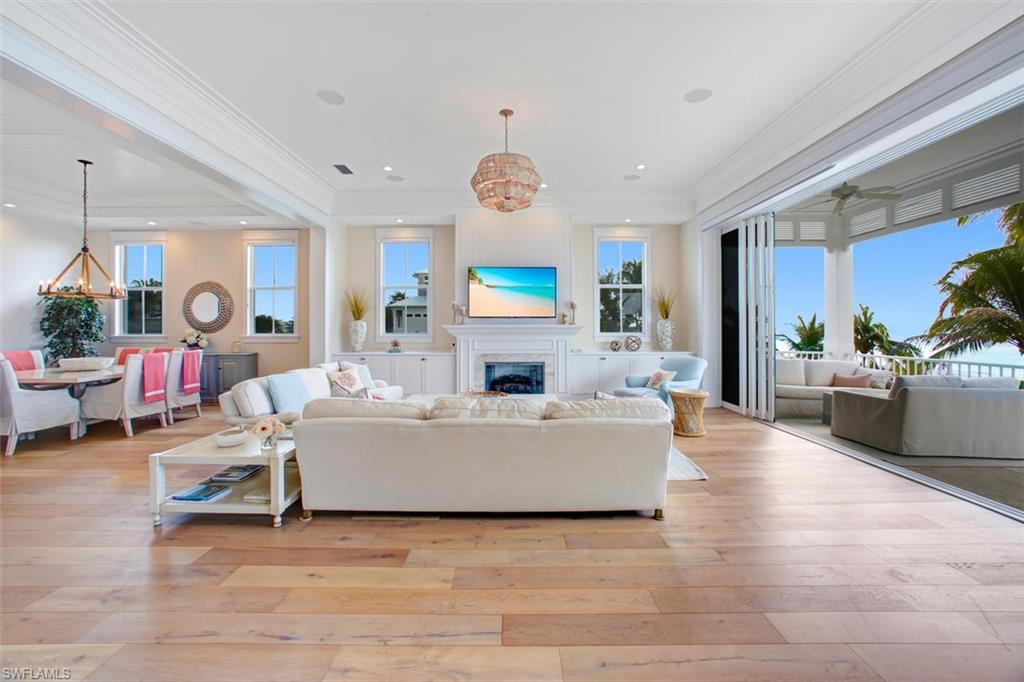 BONITA BEACH - Residential