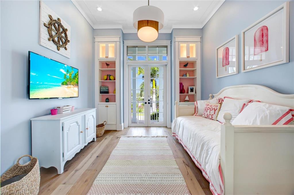 BONITA BEACH - Residential