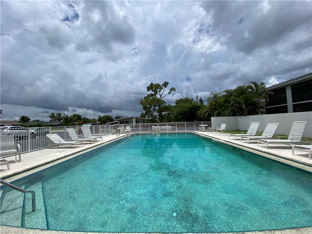 CAPEWAY CONDO - Residential