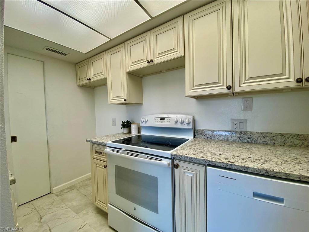 CAPEWAY CONDO - Residential