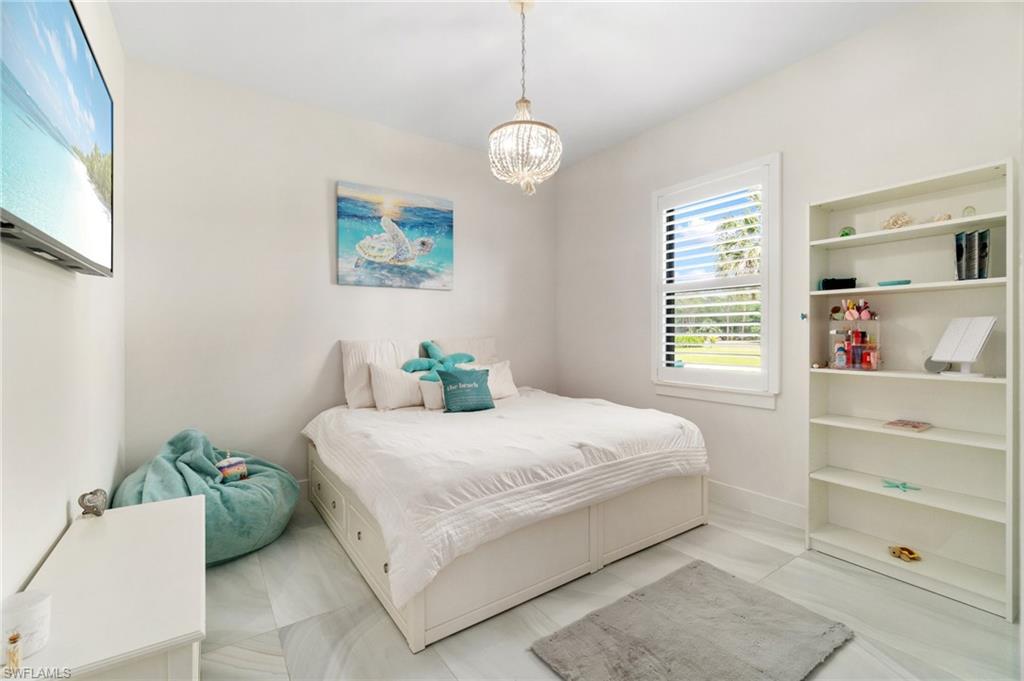 SAFE HARBOR - Residential