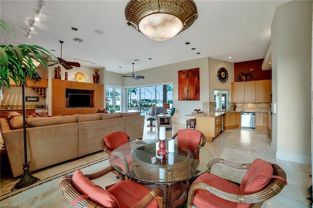 MARCO ISLAND - Residential