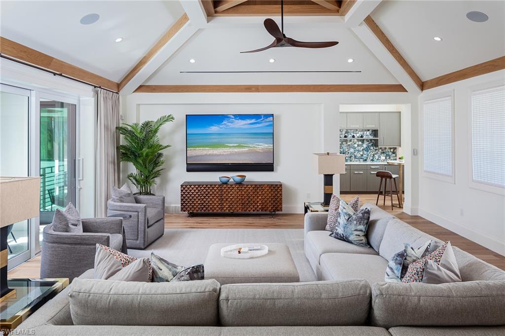 OLDE NAPLES - Residential