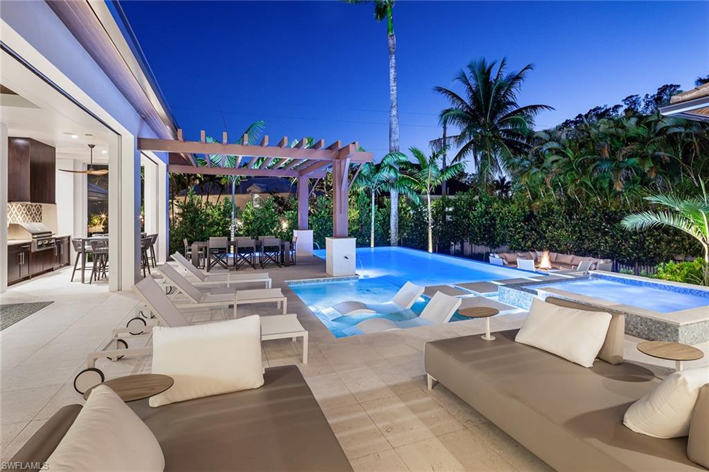 OLDE NAPLES - Residential