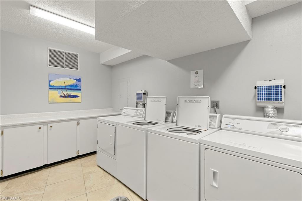 SUNSET HOUSE - Residential