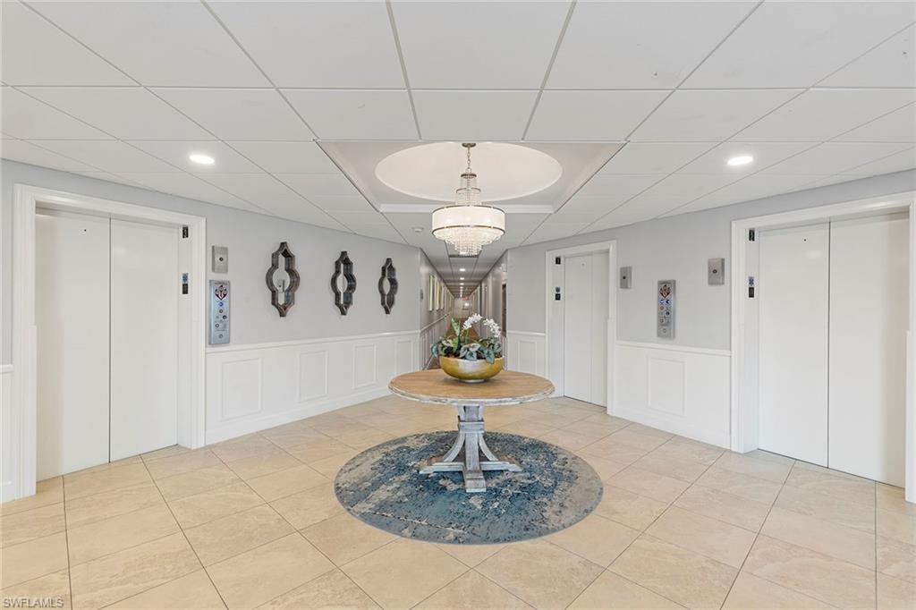 SUNSET HOUSE - Residential