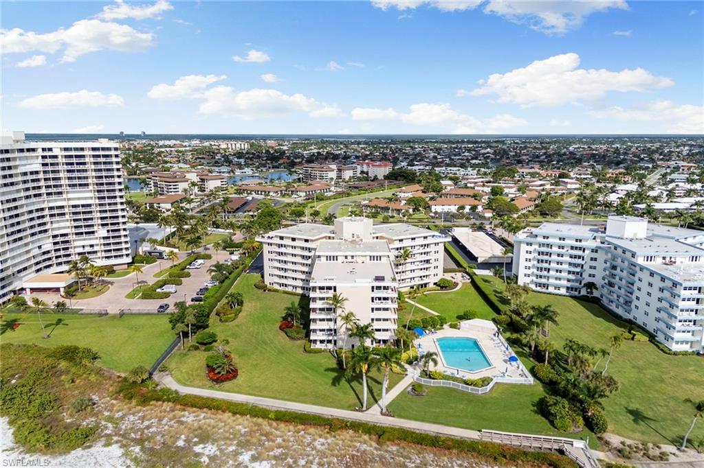 SUNSET HOUSE - Residential