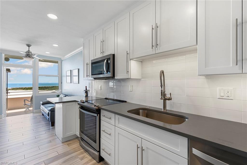 SUNSET HOUSE - Residential