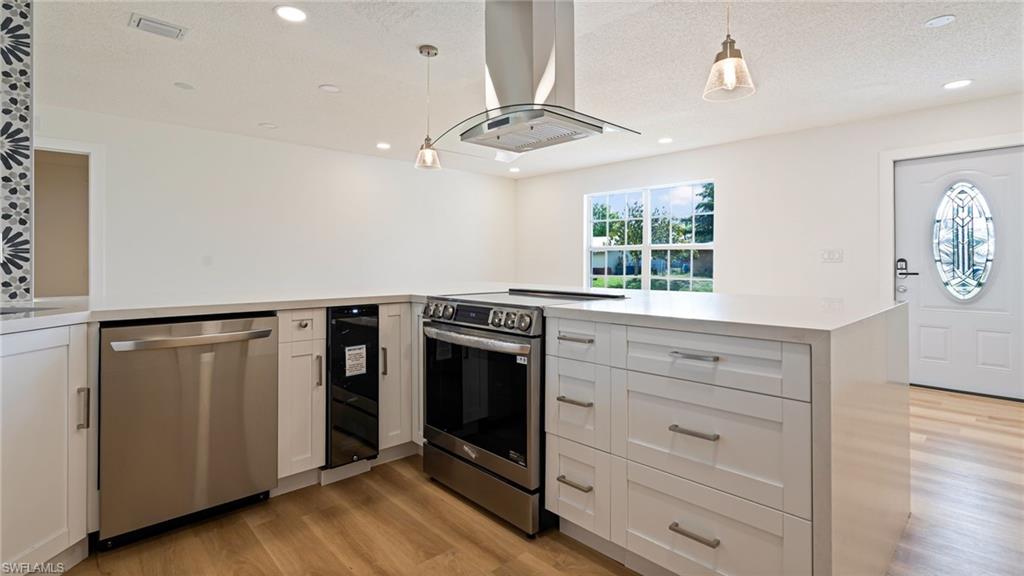 FOXMOOR PINES - Residential