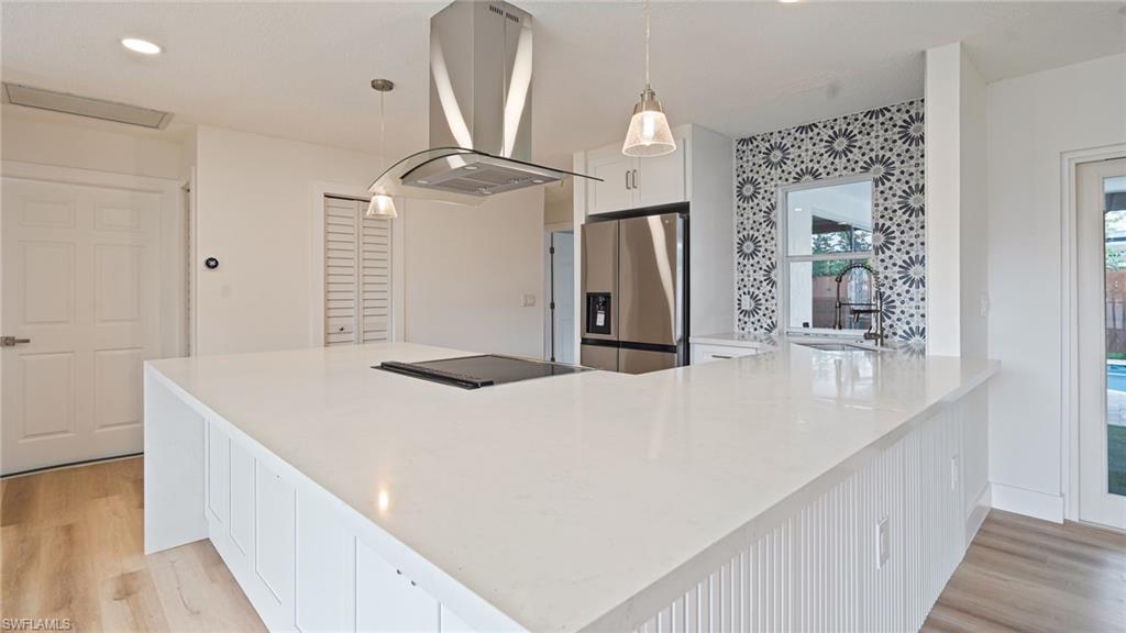 FOXMOOR PINES - Residential