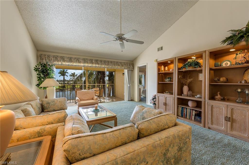 COBBLESTONE COURT - Residential