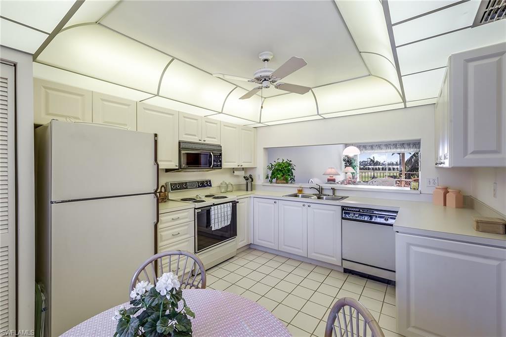 COBBLESTONE COURT - Residential