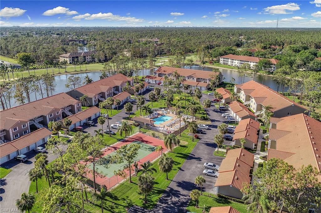 COBBLESTONE COURT - Residential