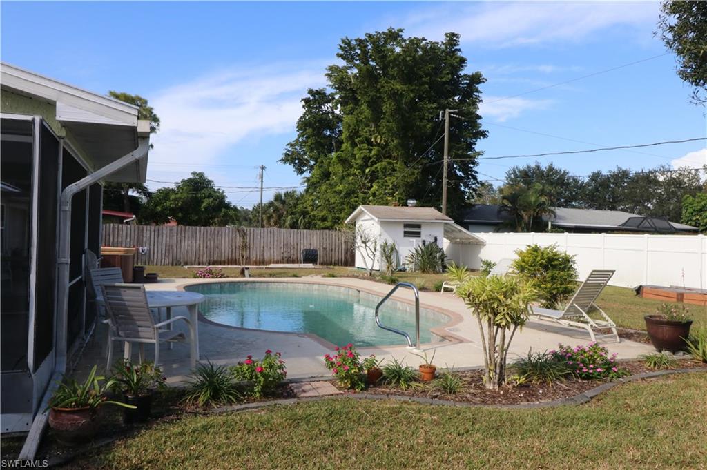 GOLDEN GATE CITY - Residential