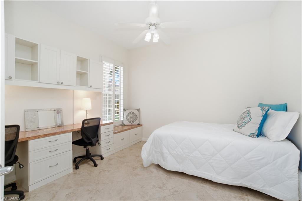 VILLAGE WALK - Residential