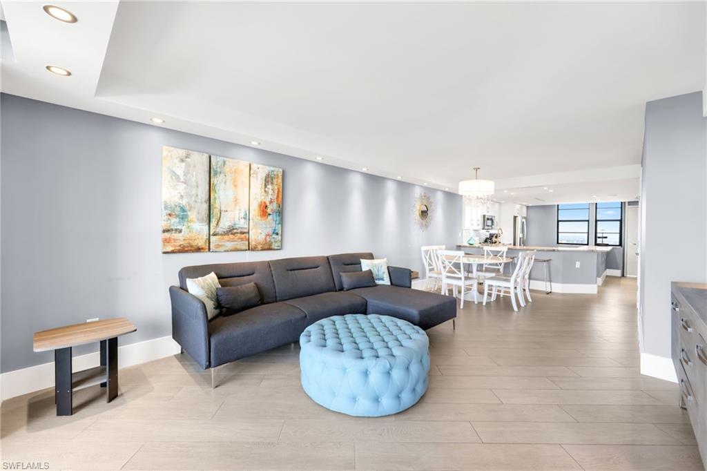 SOUTH SEAS - Residential