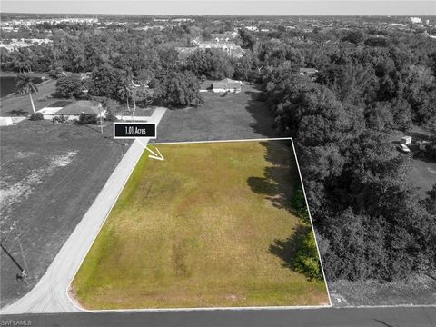 Anthony CT NAPLES FL 34109