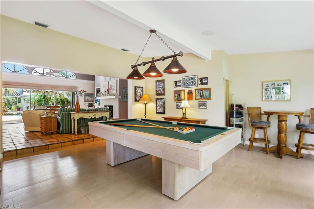 OLDE NAPLES - Residential