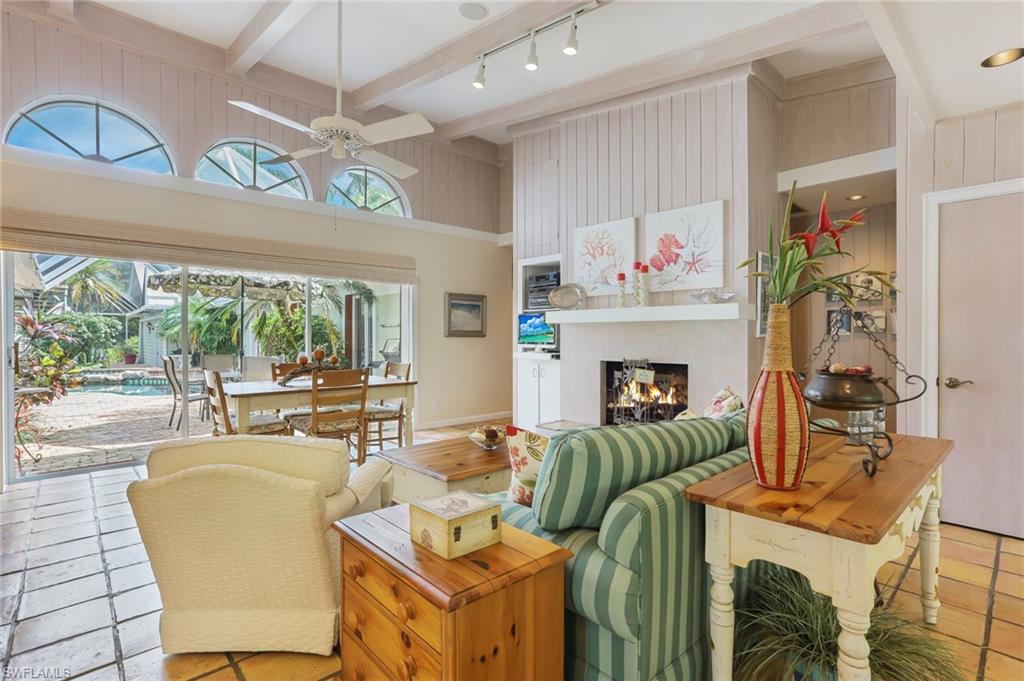 OLDE NAPLES - Residential