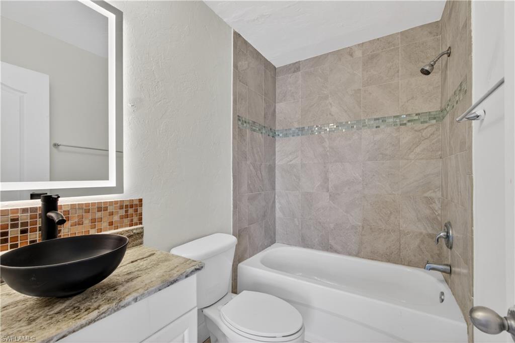 OLYMPIA POINTE - Residential