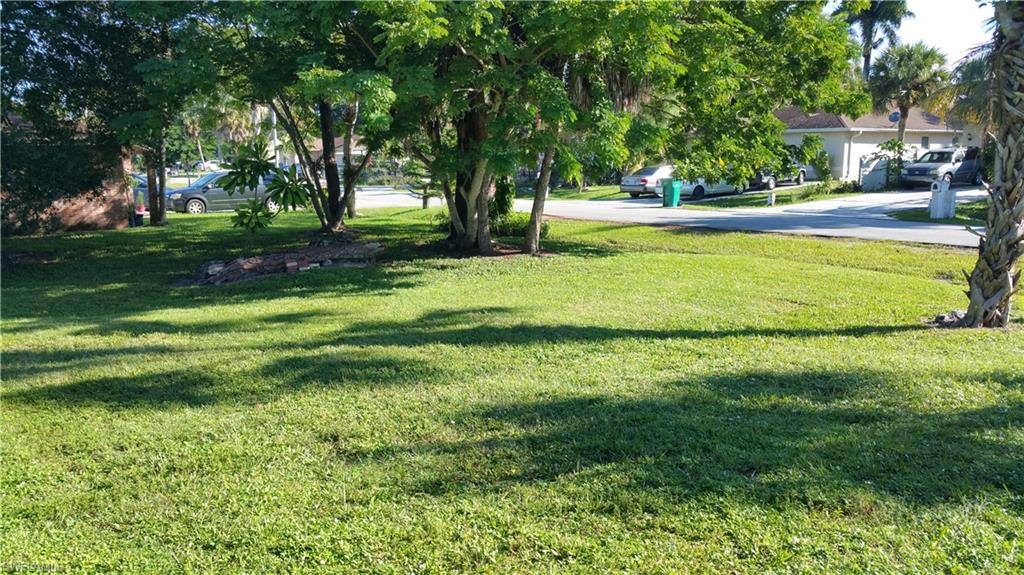 AVALON ESTATES - Land