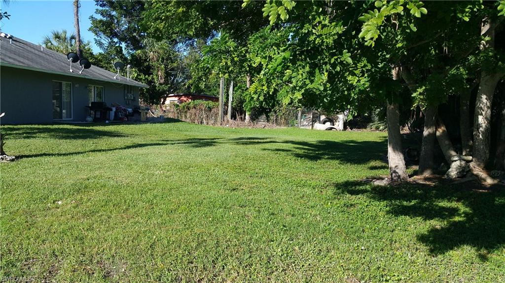 AVALON ESTATES - Land