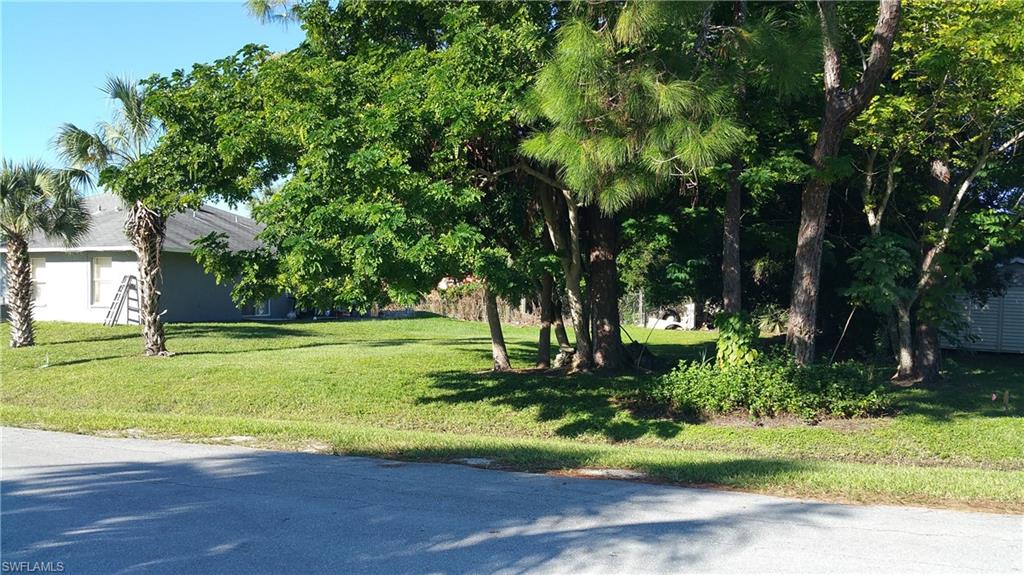 AVALON ESTATES - Land