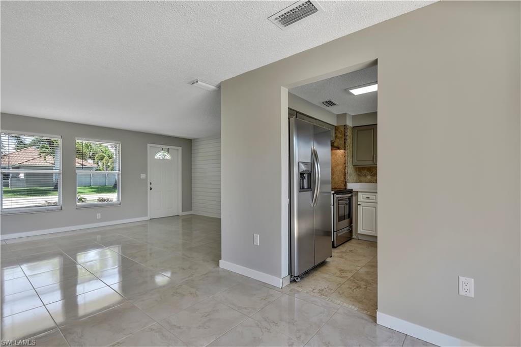 NAPLES PARK - Residential