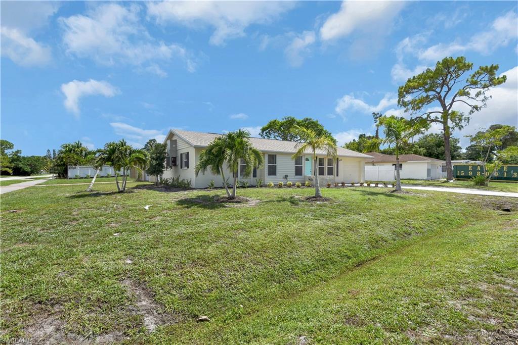 NAPLES PARK - Residential