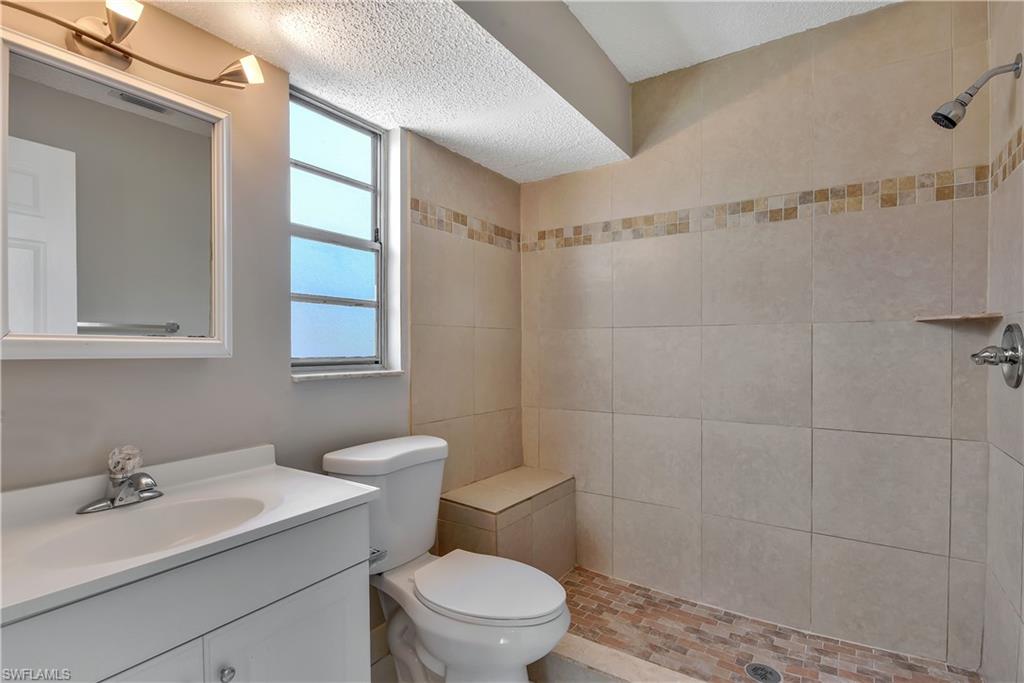 NAPLES PARK - Residential