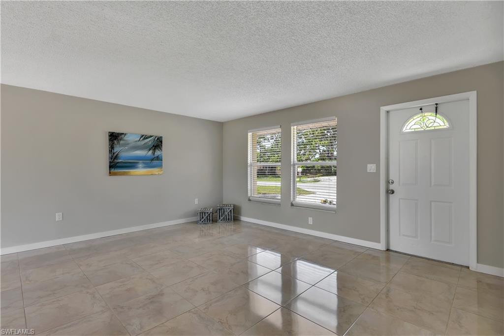 NAPLES PARK - Residential