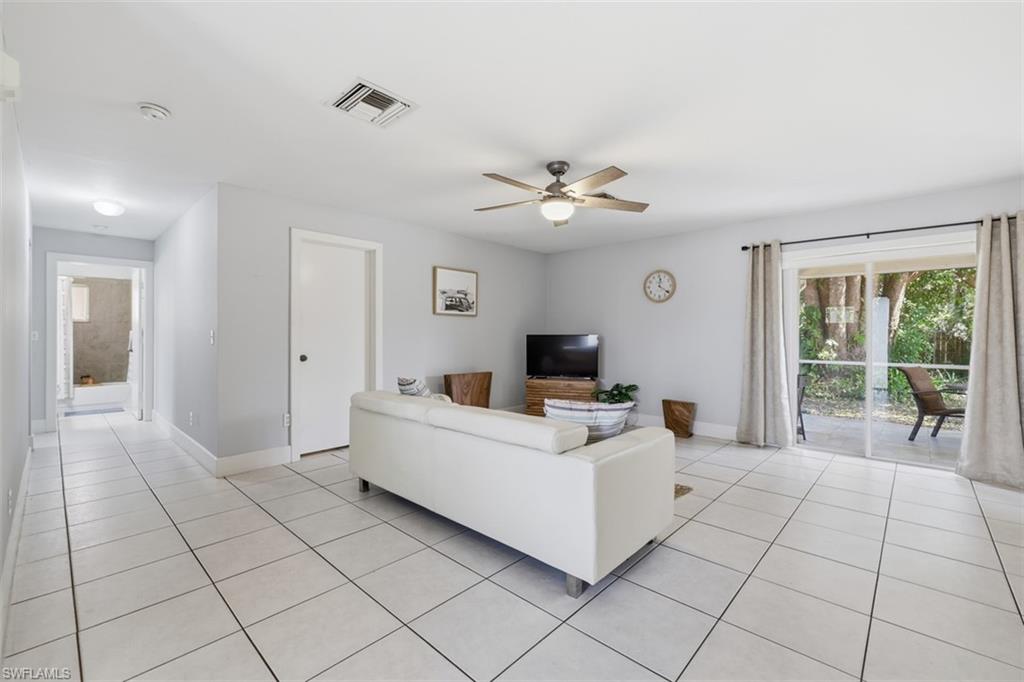 SPANISH GARDENS - Residential